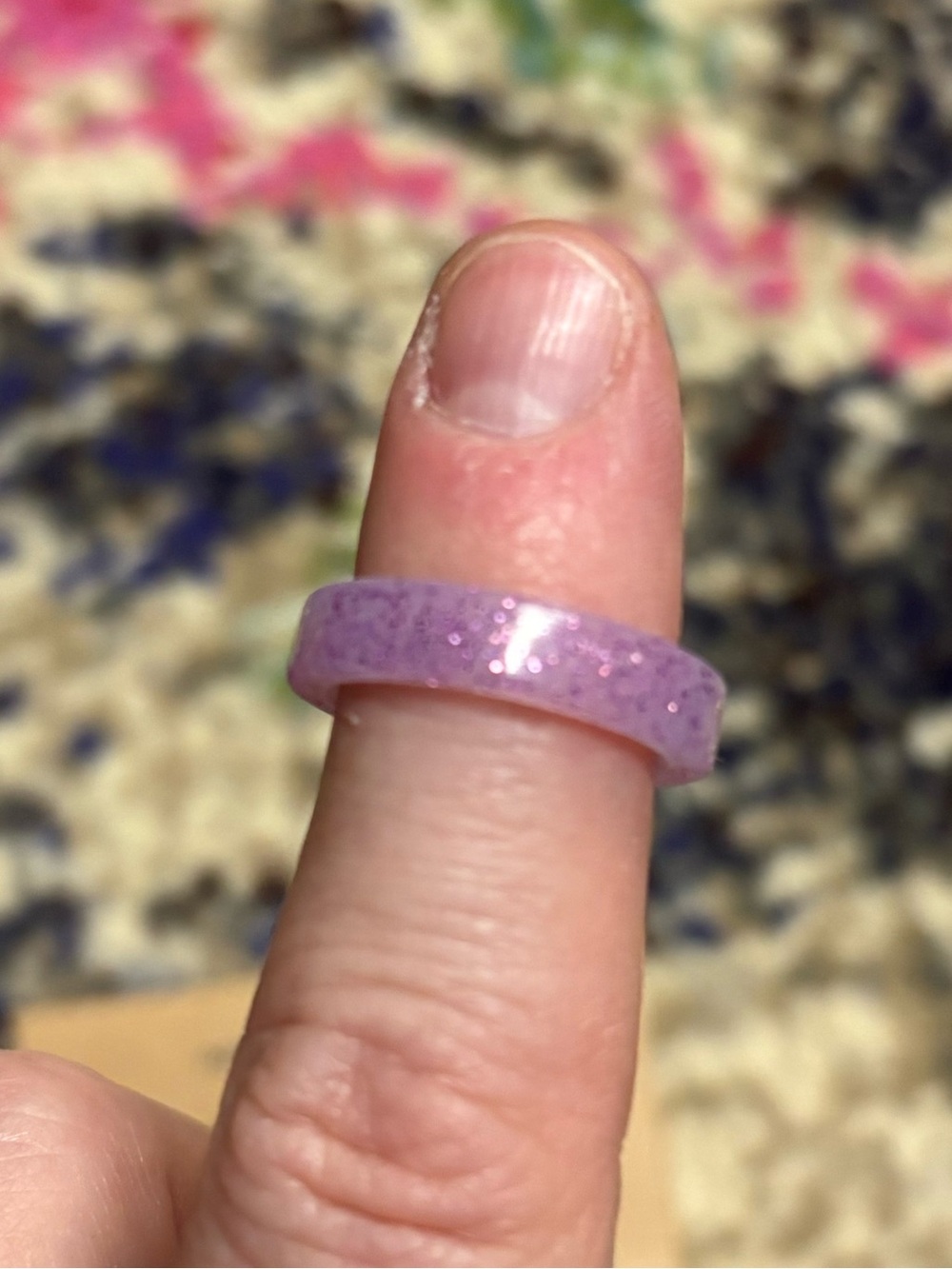 Qalo Women’s Jelly Smooth Ring - Size 7 - Picture 2 of 2